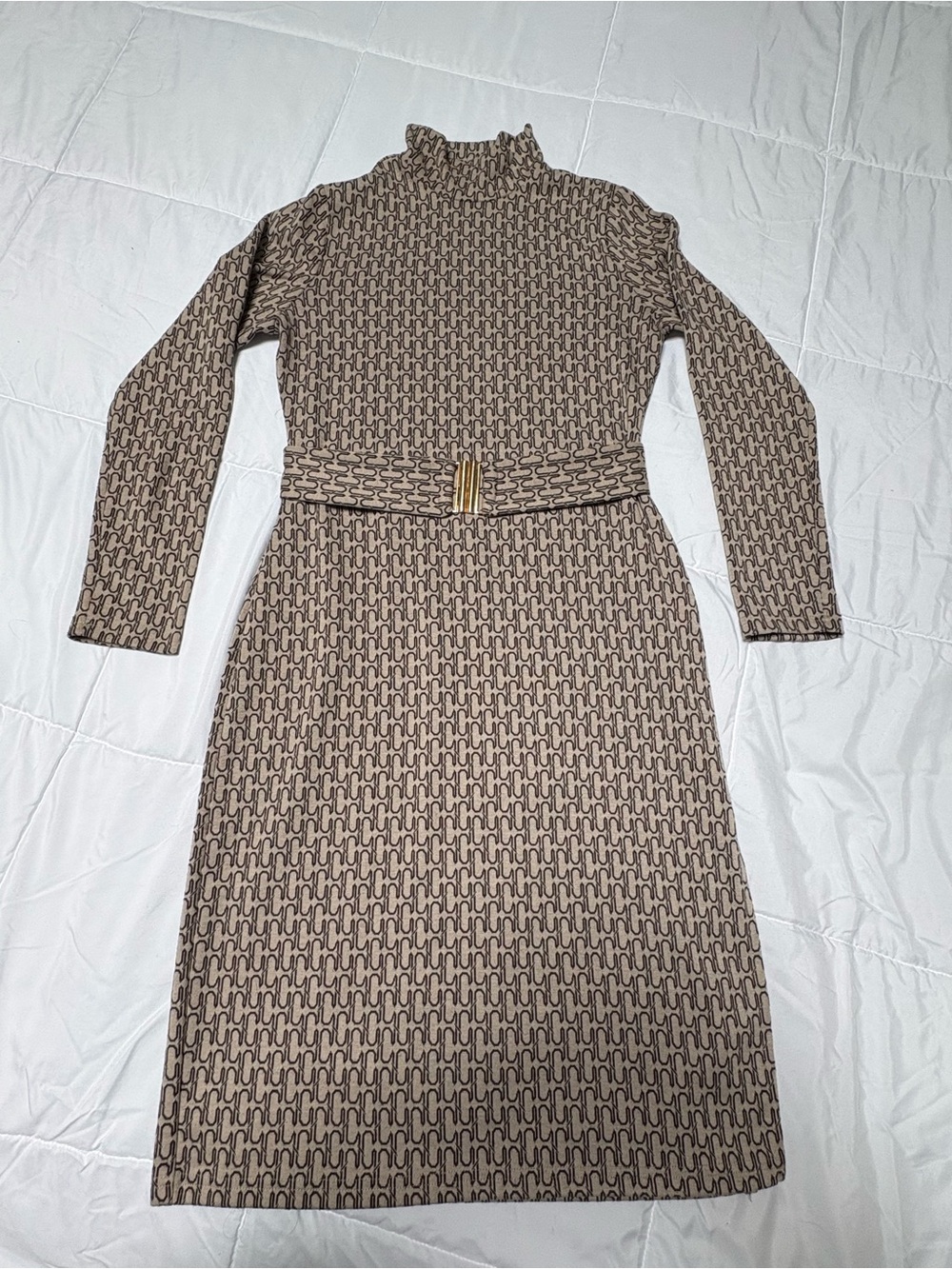 Brown Patterned Long Sleeve Knit Dress with Belt